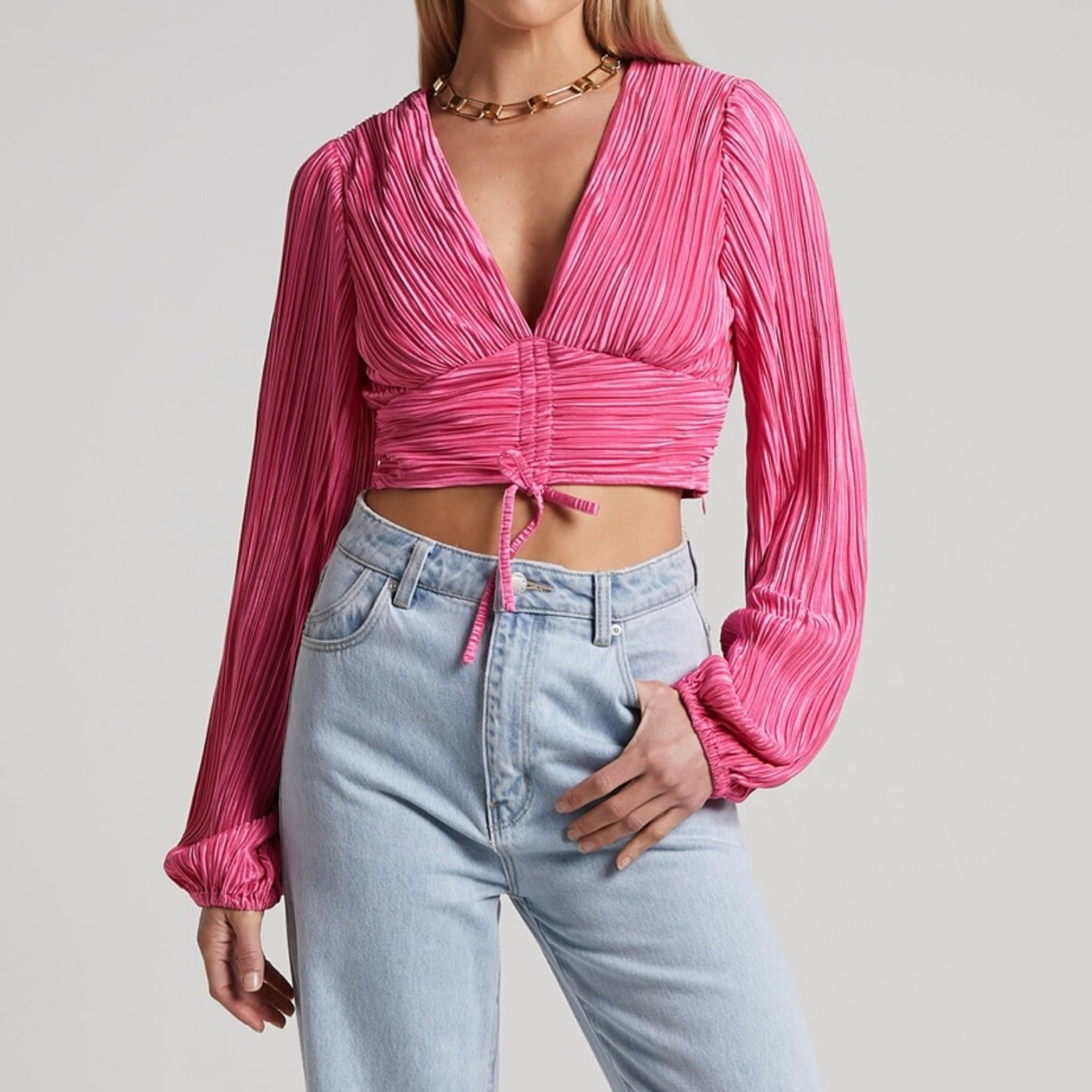 PINK SHOWPO LONG SLEEVE TOP SIZE: 2